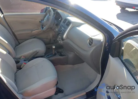 2013 Nissan Versa 1.6 Sv z USA, uszkodzony, nr VIN 3N1CN7AP4DL872664